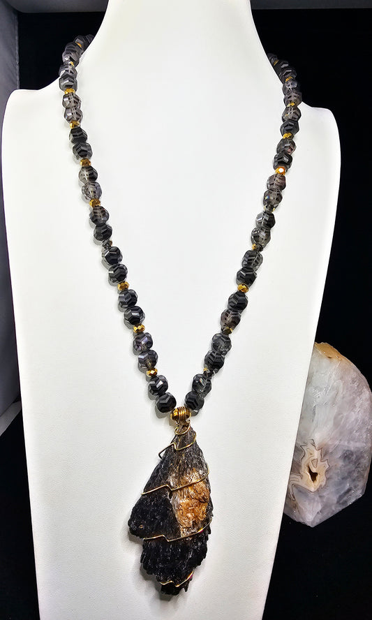 Raw Beauty Necklace
