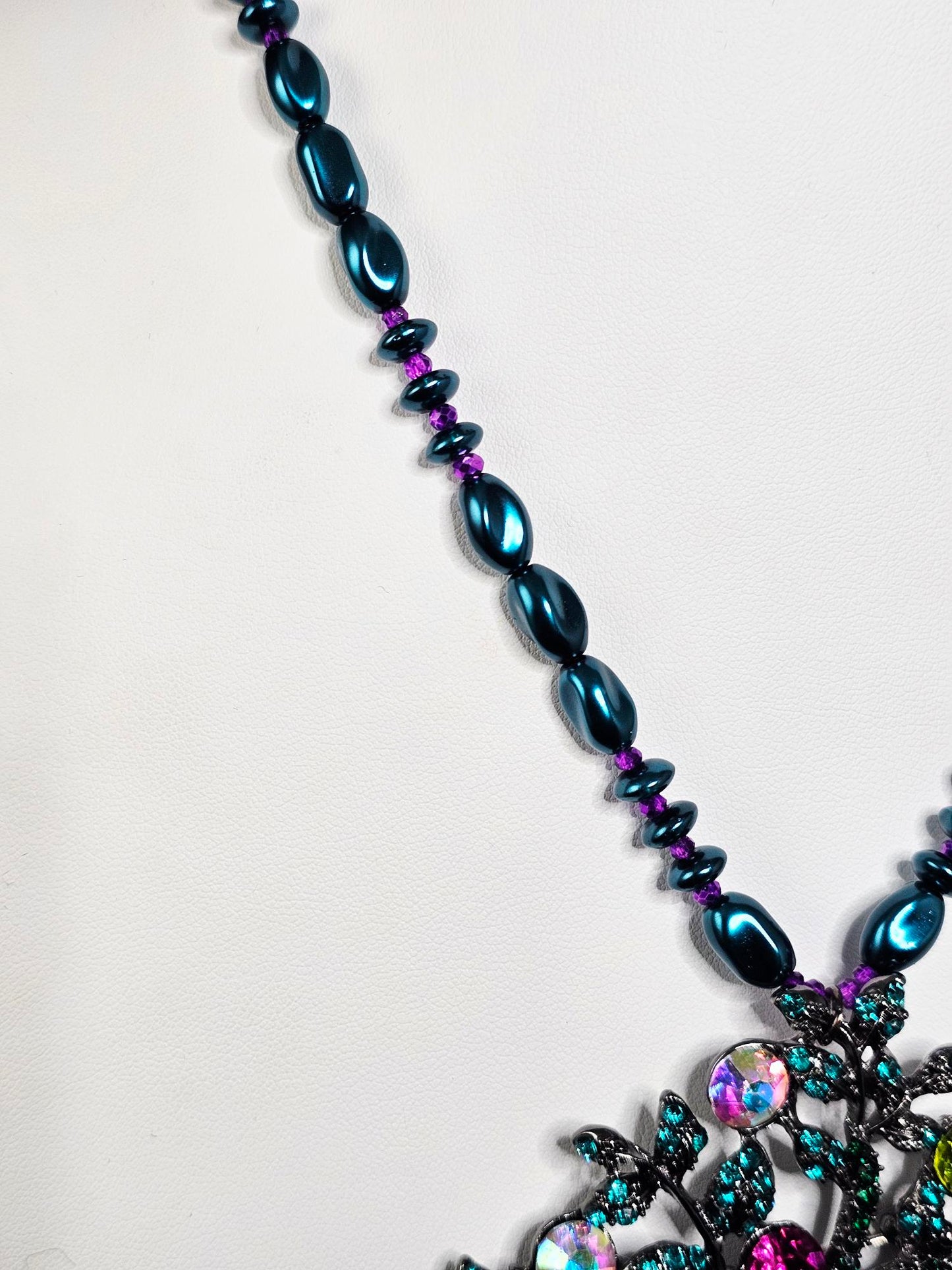 Beautiful Rhinestone Tree of Life Necklace